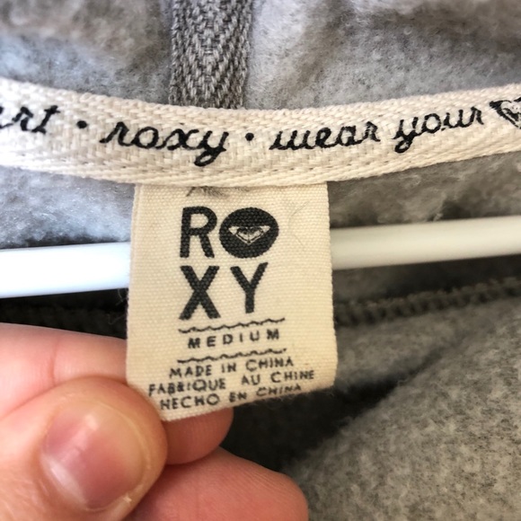 ✨Roxy Grey Cowl Neck Sweater✨ - Picture 7 of 12